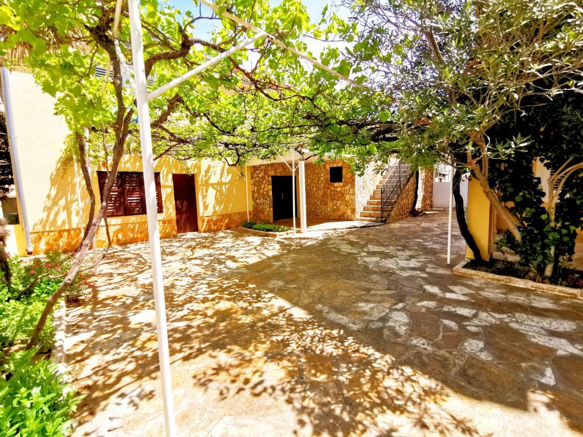 דירות וודיצה Green Garden מראה חיצוני תמונה